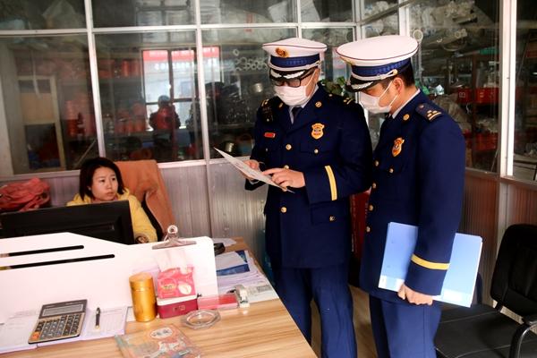 阿克苏明灯引领的励志之旅，探寻最新红灯区的故事