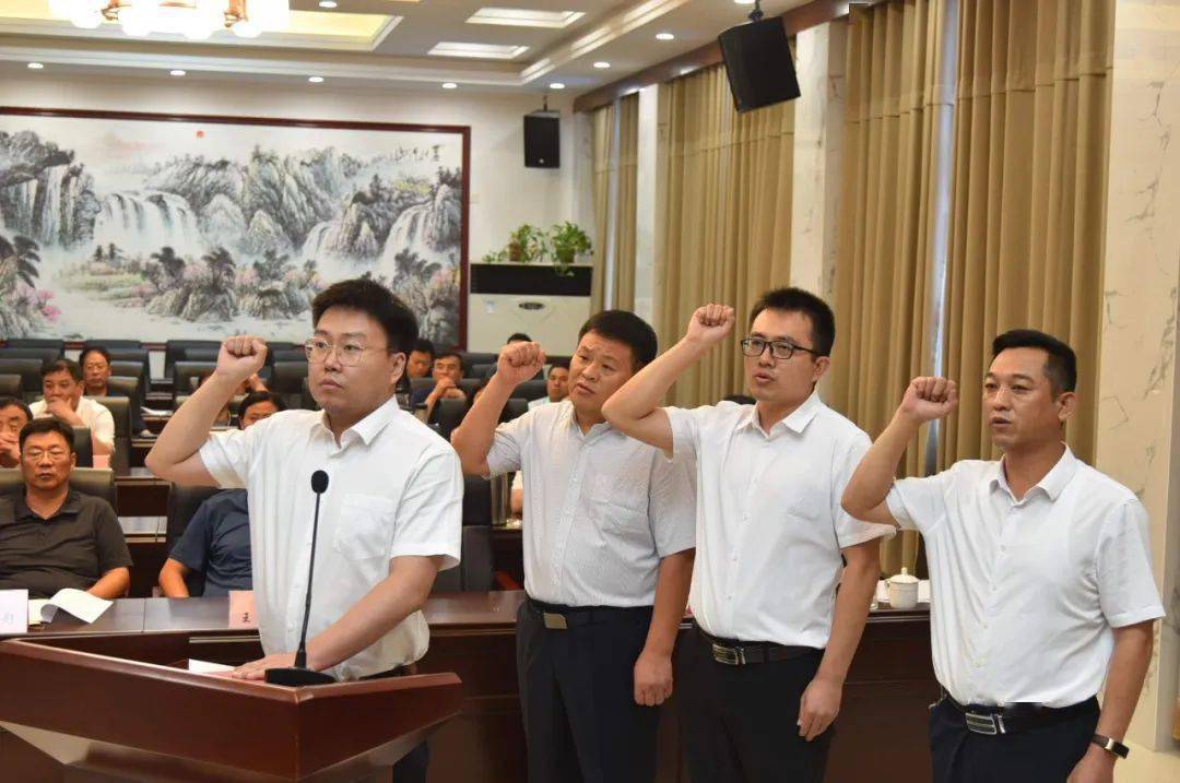 资兴最新人事任免，小巷深处的独特风味揭晓
