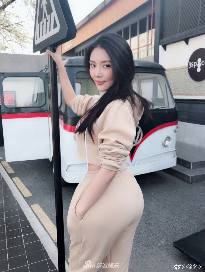 徐冬冬最新微博图片
