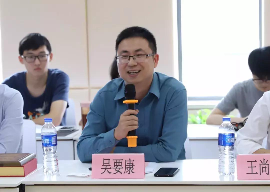 赢火虫最新版